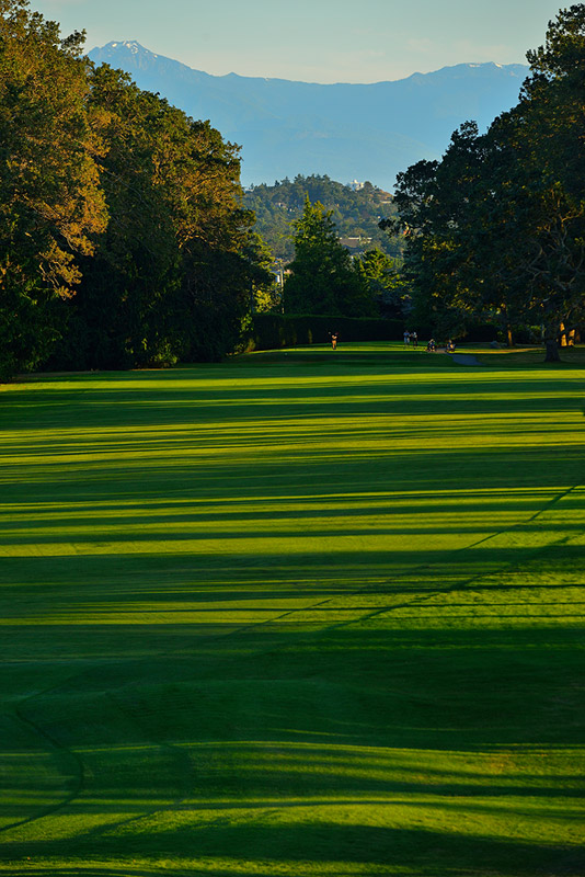 18th hole looking to Cascades